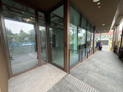 Upper Serangoon Shopping Centre (D19), Retail #576585941